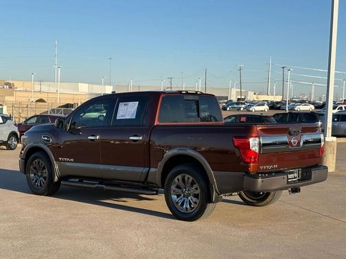 2017 Nissan Titan Platinum Reserve