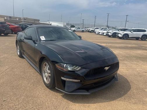 2020 Ford Mustang EcoBoost