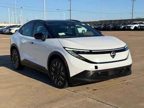 2026 Nissan Leaf PLATINUM+