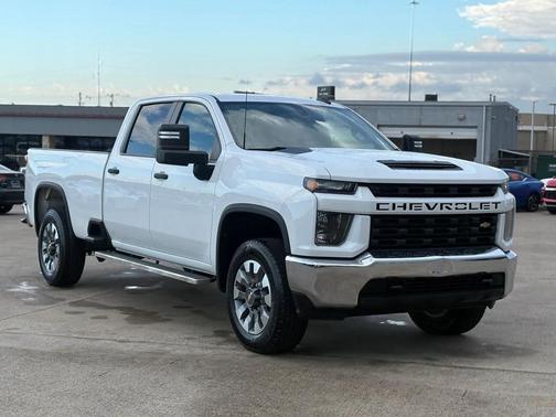 2022 Chevrolet Silverado 2500 Custom
