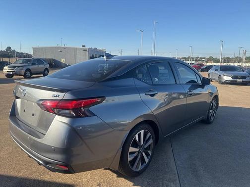 2020 Nissan Versa 1.6 S