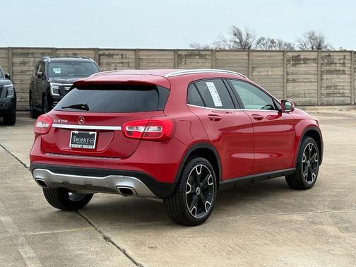 2018 Mercedes-Benz GLA 250 Base