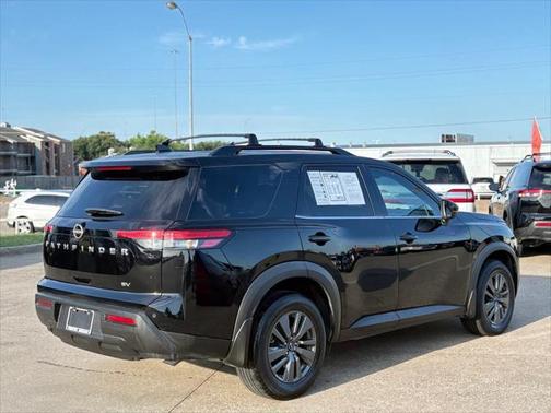 2022 Nissan Pathfinder SV 2WD