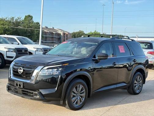2022 Nissan Pathfinder SV 2WD
