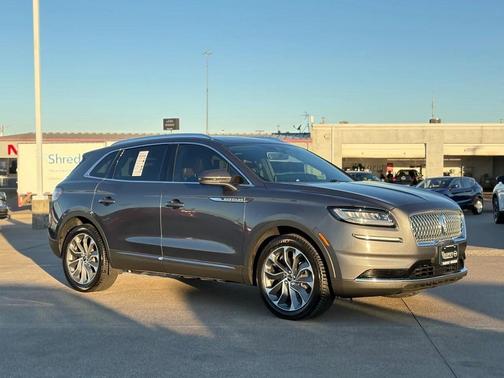 2021 Lincoln Nautilus Reserve