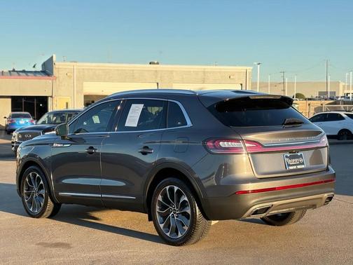 2021 Lincoln Nautilus Reserve