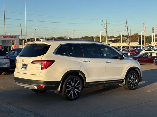 2021 Honda Pilot AWD Elite