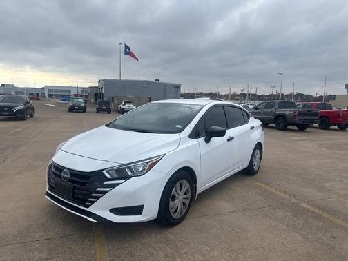 2024 Nissan Versa 1.6 S