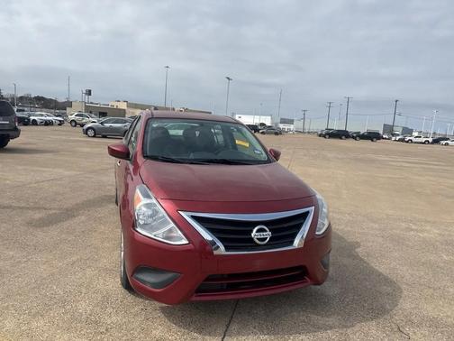 2019 Nissan Versa 1.6 SV