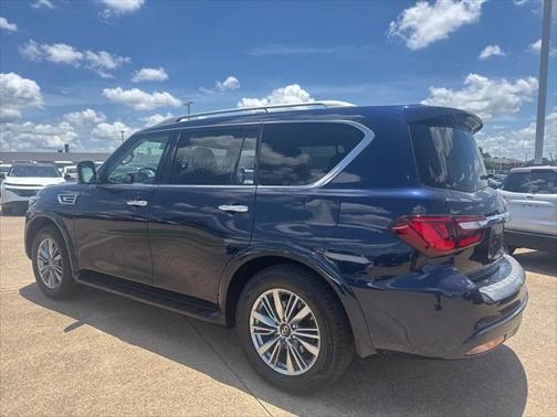 2021 INFINITI QX80 Luxe