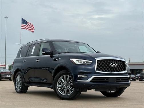 2021 INFINITI QX80 Luxe