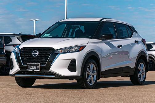2024 Nissan Kicks S