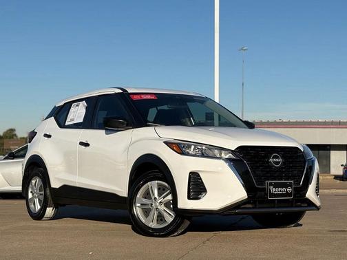 2024 Nissan Kicks S