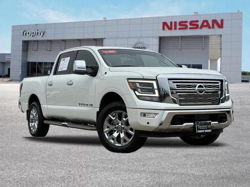 2020 Nissan Titan SL