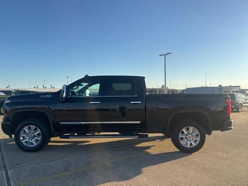 2024 Chevrolet Silverado 2500 High Country