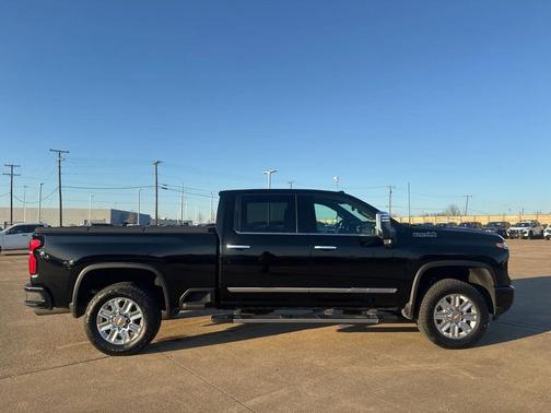 2024 Chevrolet Silverado 2500 High Country