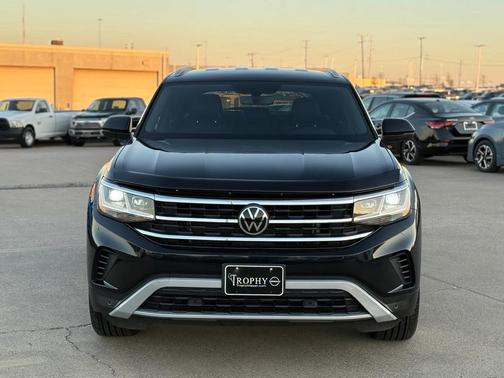 2022 Volkswagen Atlas Cross Sport 3.6L V6 SE w/Technology