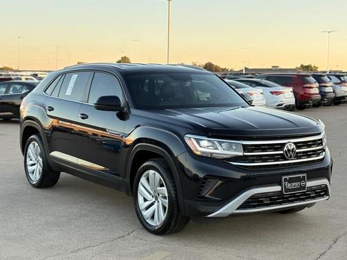 2022 Volkswagen Atlas Cross Sport 3.6L V6 SE w/Technology