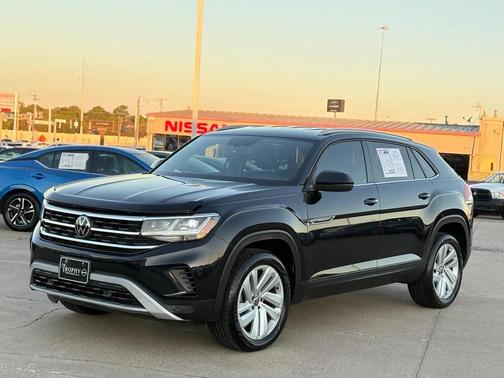 2022 Volkswagen Atlas Cross Sport 3.6L V6 SE w/Technology