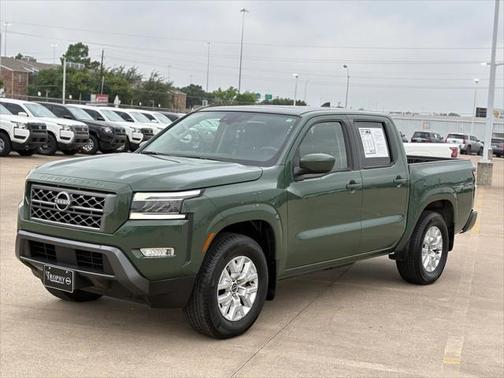2023 Nissan Frontier SV