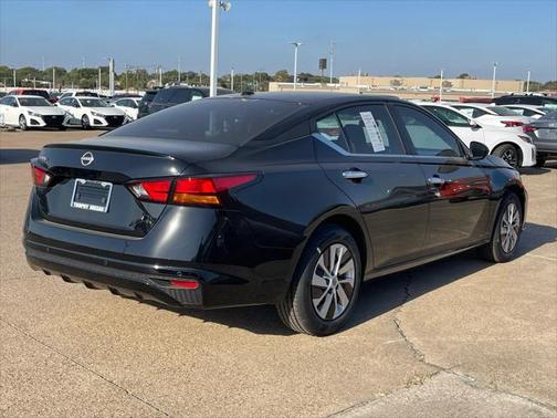 2025 Nissan Altima S FWD