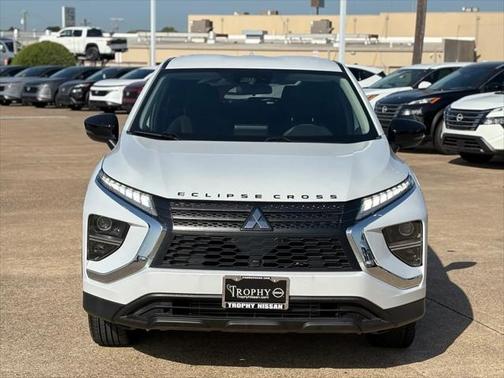 2022 Mitsubishi Eclipse Cross LE