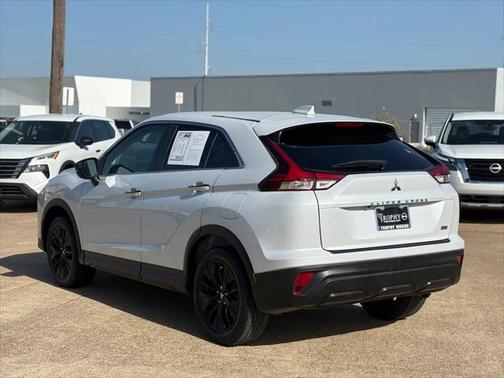 2022 Mitsubishi Eclipse Cross LE