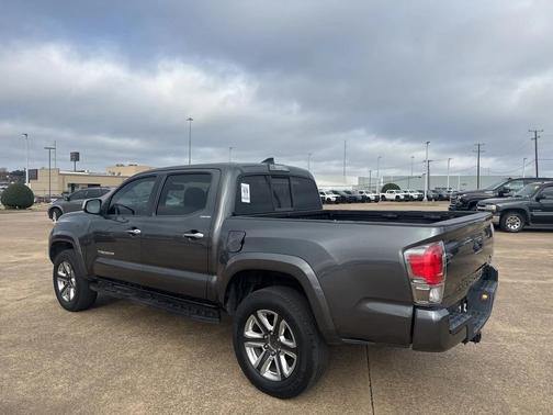 2016 Toyota Tacoma Limited
