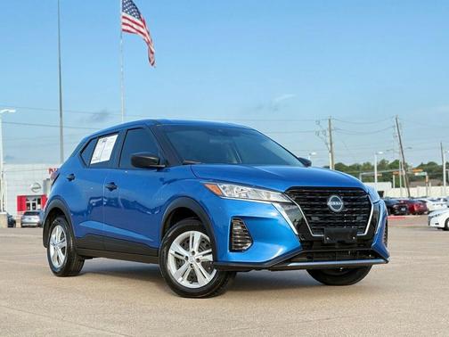 Electric Blue Metallic 2024 Nissan Kicks S