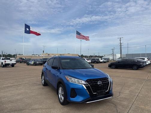 Electric Blue Metallic 2024 Nissan Kicks S
