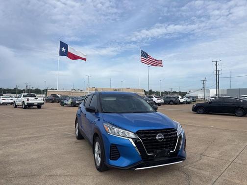 Electric Blue Metallic 2024 Nissan Kicks S