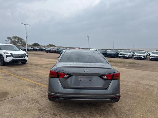 2024 Nissan Altima S FWD