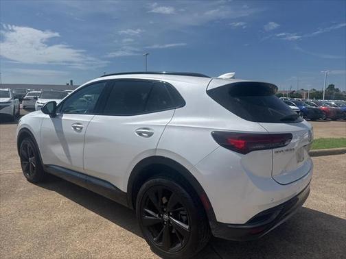 2023 Buick Envision Essence FWD