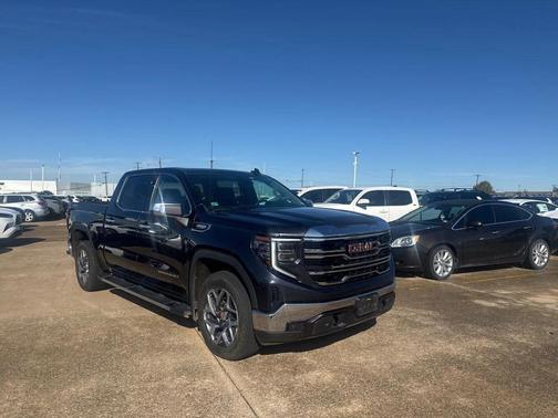 2022 GMC Sierra 1500 SLT