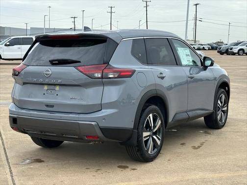 2025 Nissan Rogue SL