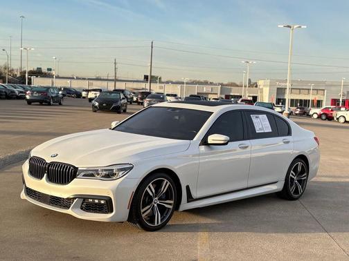 White Metallic 2017 BMW 750 I