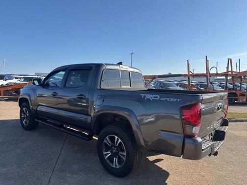 2018 Toyota Tacoma TRD Sport