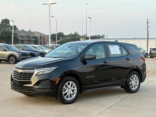 2023 Chevrolet Equinox LS