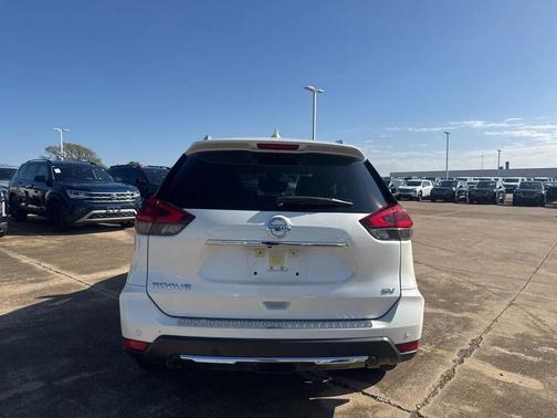 2019 Nissan Rogue SV