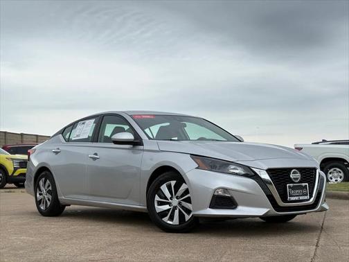 2022 Nissan Altima S FWD