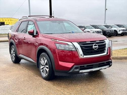 2025 Nissan Pathfinder SL FWD