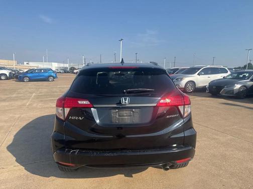 2022 Honda HR-V 2WD Sport