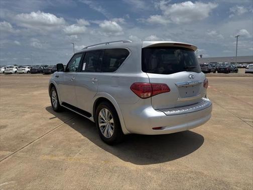 2016 INFINITI QX80 Base