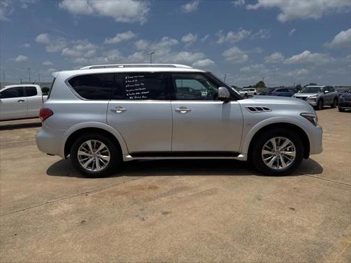 2016 INFINITI QX80 Base