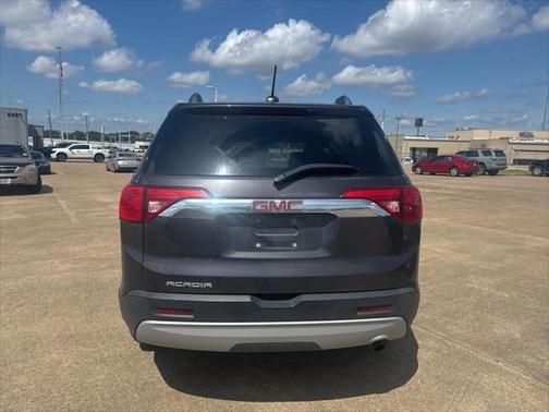 2017 GMC Acadia SLE-2