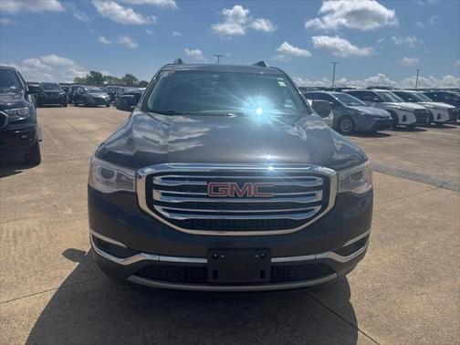 2017 GMC Acadia SLE-2