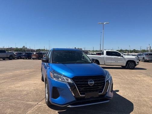 Electric Blue Metallic 2024 Nissan Kicks S