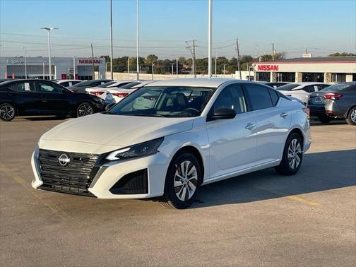 2025 Nissan Altima S FWD