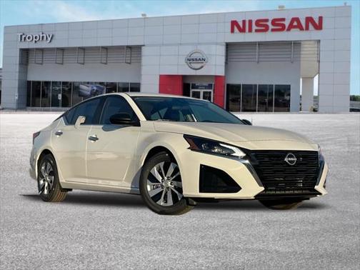 2025 Nissan Altima S FWD