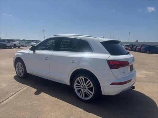 2018 Audi Q5 2.0T Premium Plus
